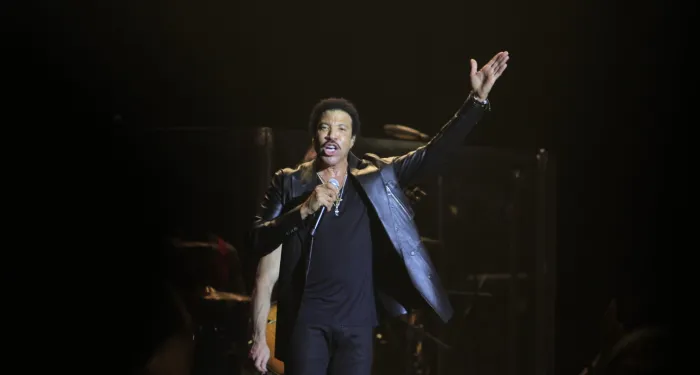 Konser Lionel Richie Jakarta , 3 April 2014 at Jakarta Convention Center